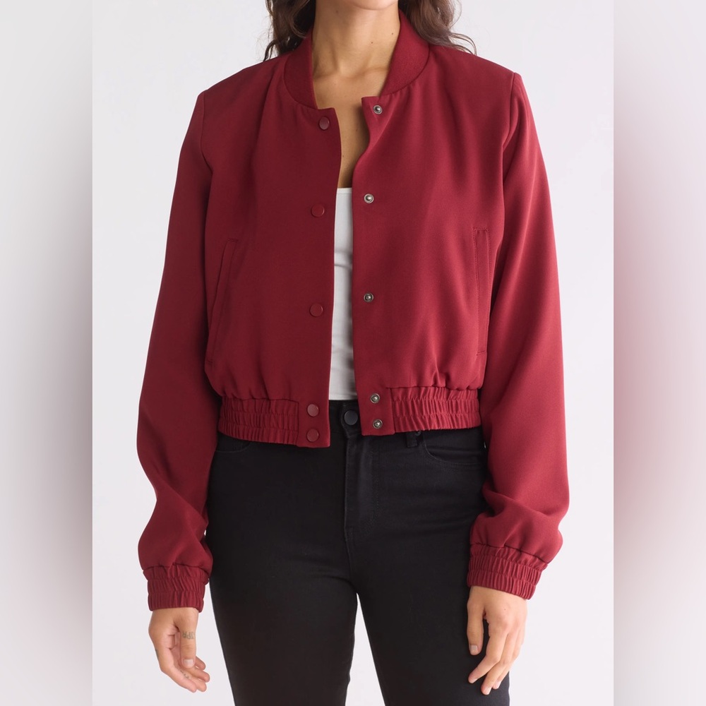 NWOT Rachel Roy Cropped Bomber